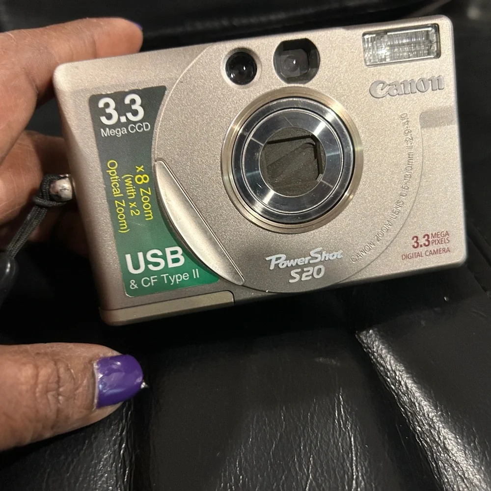 Canon powershot s20